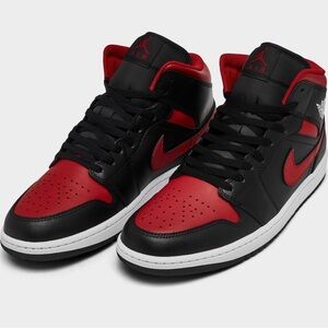 New Men's Authentic Air Jordan
Retro 1
Mid Black Red White Shoe Size
10.5 W box